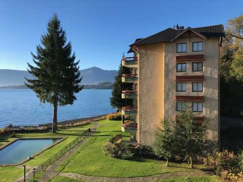 Departamento en Condominio Amulafquen Edificio Coigue, Orilla Lago Villarrica ID-1266