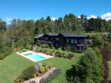 Casa Nehuen con vista panorámica al Lago Villarrica